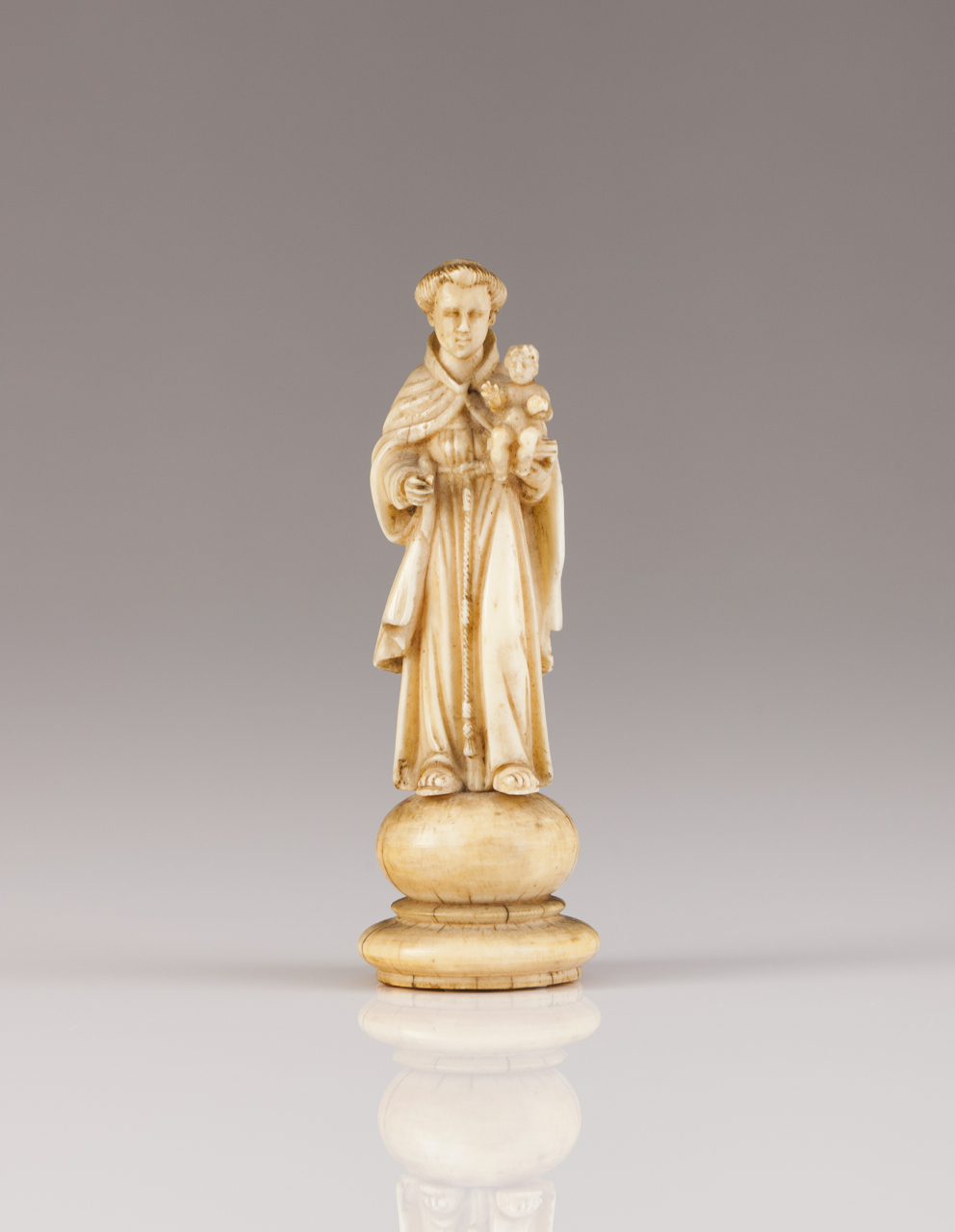 [Auction 30] Lot 6 - An 18th century Indo-Portuguese ivory sculpture of ...