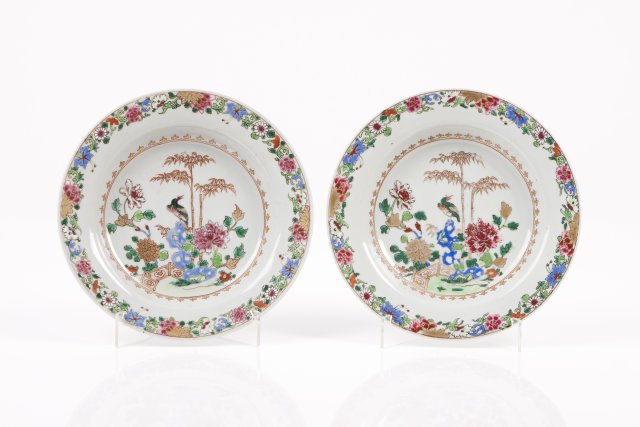 A pair of plates