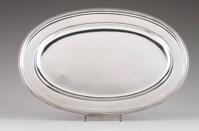 An oval serving plate