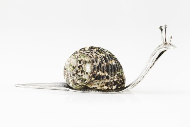 A Luiz Ferreira snail sculpture